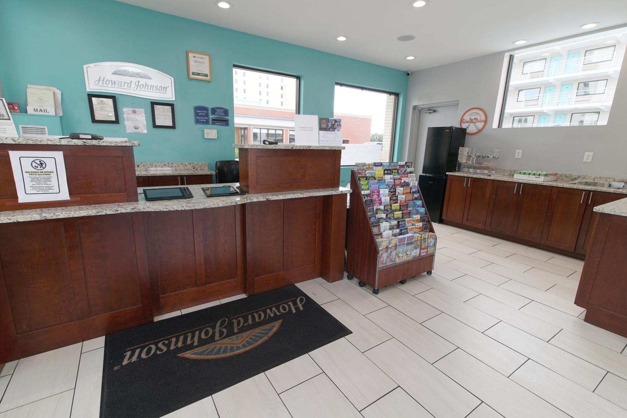 Howard Johnson By Wyndham Virginia Beach At The Beach Экстерьер фото