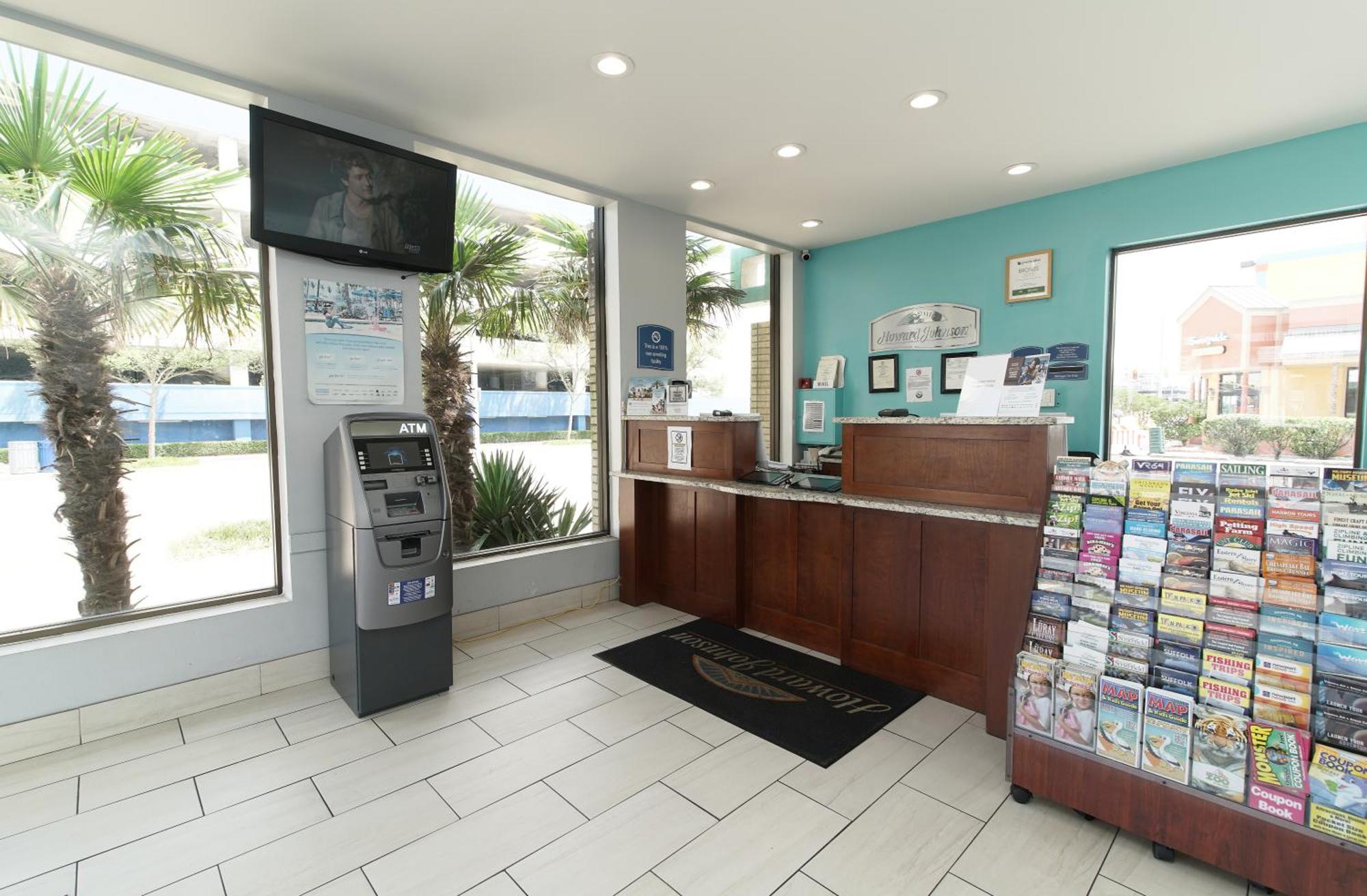 Howard Johnson By Wyndham Virginia Beach At The Beach Экстерьер фото