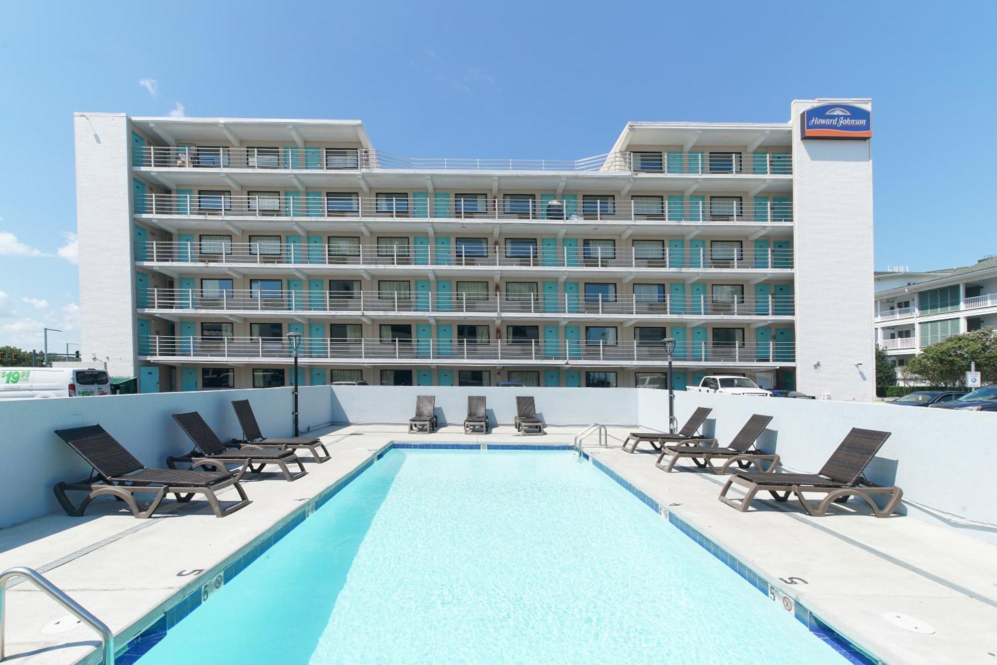 Howard Johnson By Wyndham Virginia Beach At The Beach Экстерьер фото